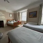 Burton Villa Guest House
